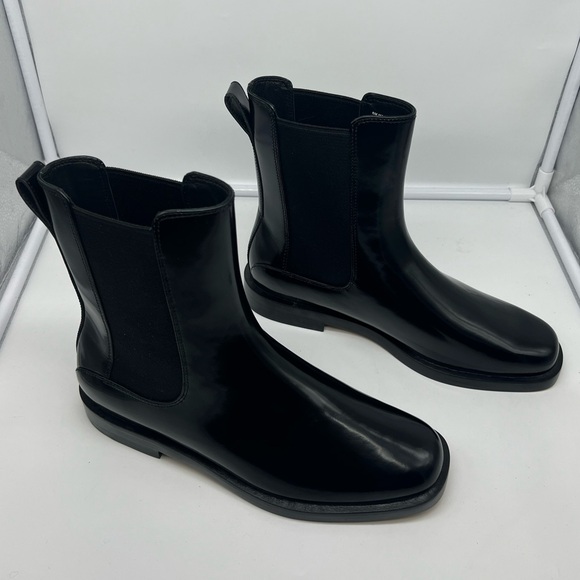 NEW EVERLANE The Chelsea Black Shine Leather Ankle Boots Booties sz 8 - Picture 5 of 14